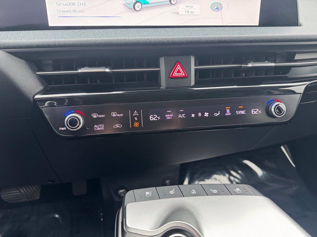 Used 2023 Kia EV6 Wind w/ Wind Technology Package AWD/4WD image 14