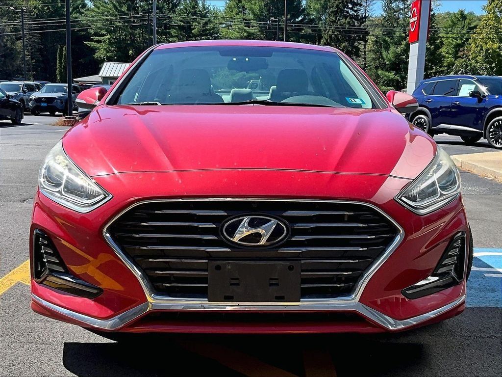 Used 2018 Hyundai Sonata SEL w/ Cargo Package FWD image 2