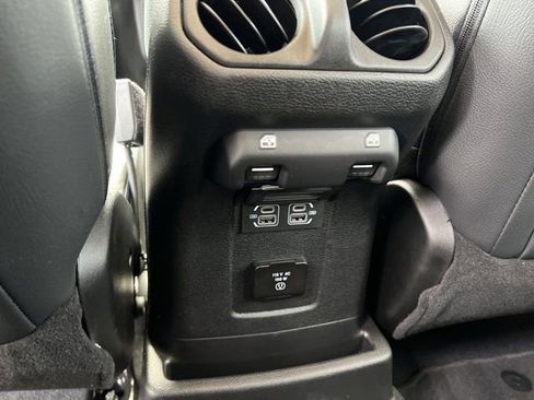 Used 2025 Jeep Wrangler Unlimited Sahara w/ Safety Group AWD/4WD image 21