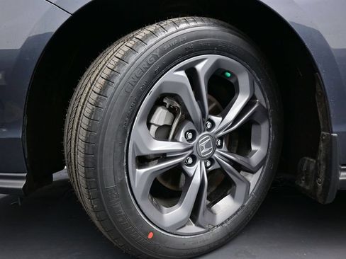 Used 2023 Honda Accord EX image 16
