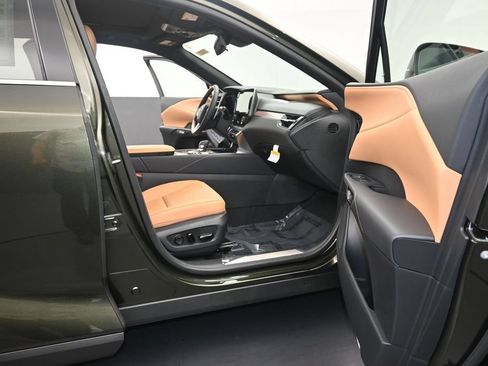New 2026 Lexus RX 350 w/ Convenience Package AWD/4WD image 13