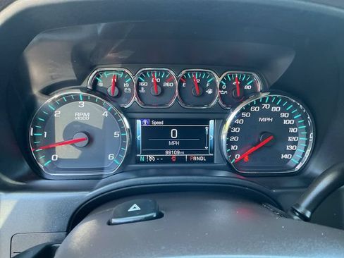 Used 2017 Chevrolet Silverado 1500 LT w/ Texas Edition RWD image 14