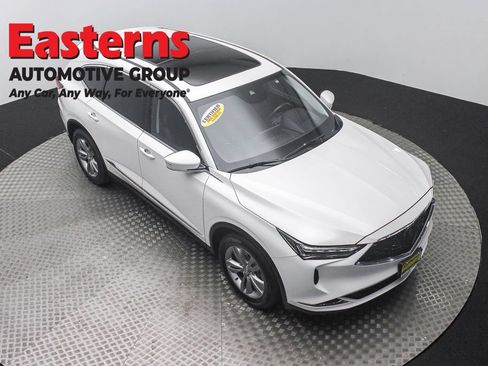 Used 2024 Acura MDX SH-AWD image 3