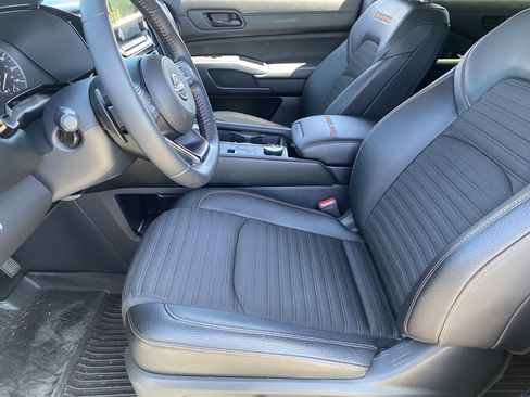 Used 2024 Nissan Pathfinder Rock Creek image 20