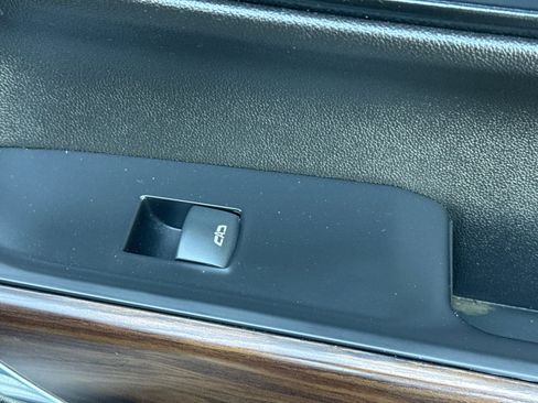 Used 2021 GMC Sierra 1500 SLT image 22