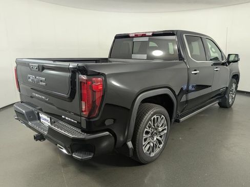 Used 2026 GMC Sierra 1500 Denali Ultimate AWD/4WD image 7