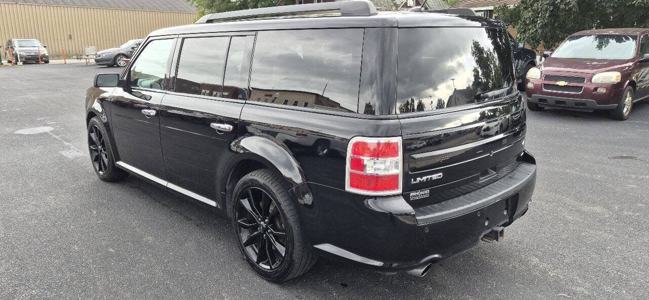 Used 2019 Ford Flex Limited w/ Equipment Group 303A AWD/4WD image 3
