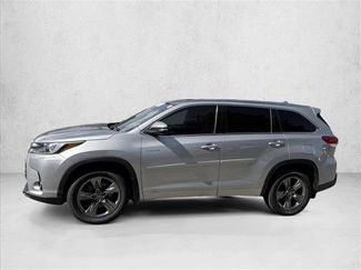 Certified 2018 Toyota Highlander Limited Platinum AWD/4WD video 4