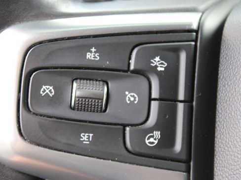 Used 2022 Chevrolet Silverado 1500 LT image 20