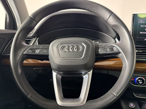 Used 2023 Audi Q5 2.0T Premium w/ Convenience Package image 21