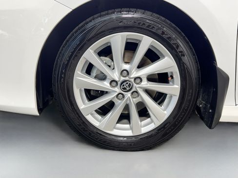 Used 2023 Toyota Camry LE FWD image 13