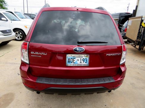 Used 2010 Subaru Forester 2.5X Premium image 5