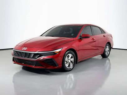 Used 2024 Hyundai Elantra SE