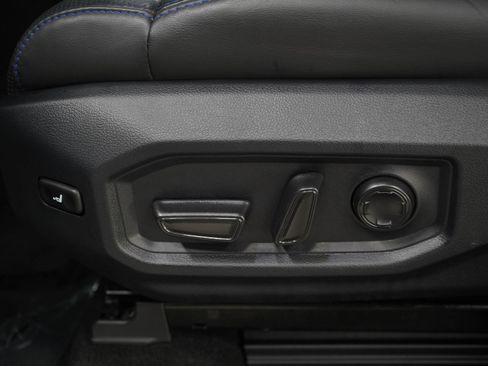 Used 2023 Toyota Tundra Platinum AWD/4WD image 26