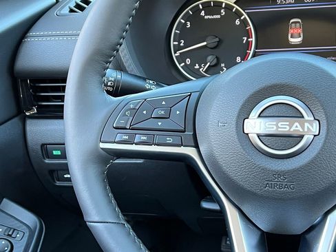 Used 2025 Nissan Sentra SV w/ All-Weather Package image 16