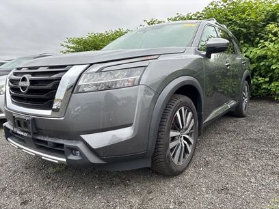 Certified 2022 Nissan Pathfinder Platinum w/ Cargo Package