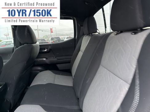 Used 2023 Toyota Tacoma TRD Sport w/ Technology Package image 13