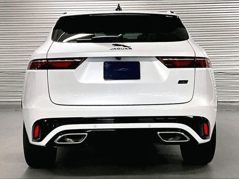 New 2026 Jaguar F-PACE R-Dynamic S image 5