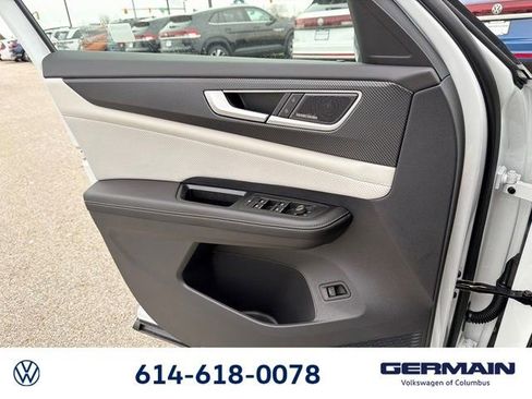 New 2026 Volkswagen Atlas Cross Sport SEL Premium R-Line AWD/4WD image 25