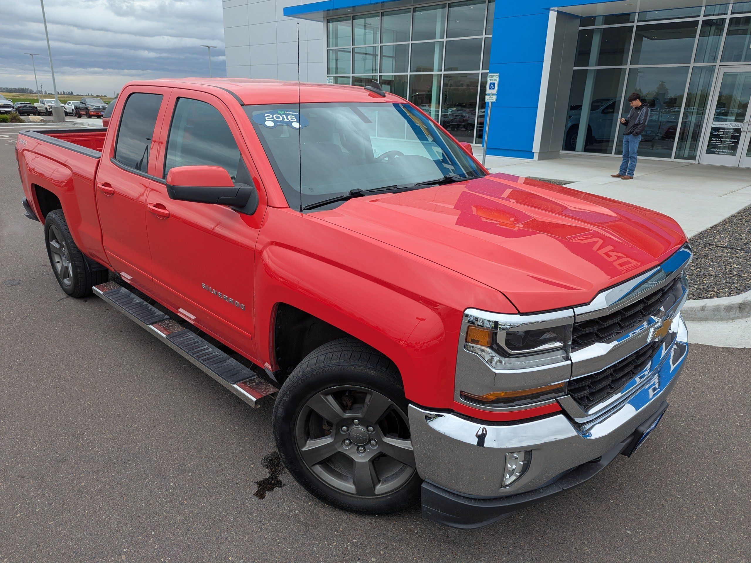 Certified 2016 Chevrolet Silverado 1500 LT w/ All Star Edition AWD/4WD image 4