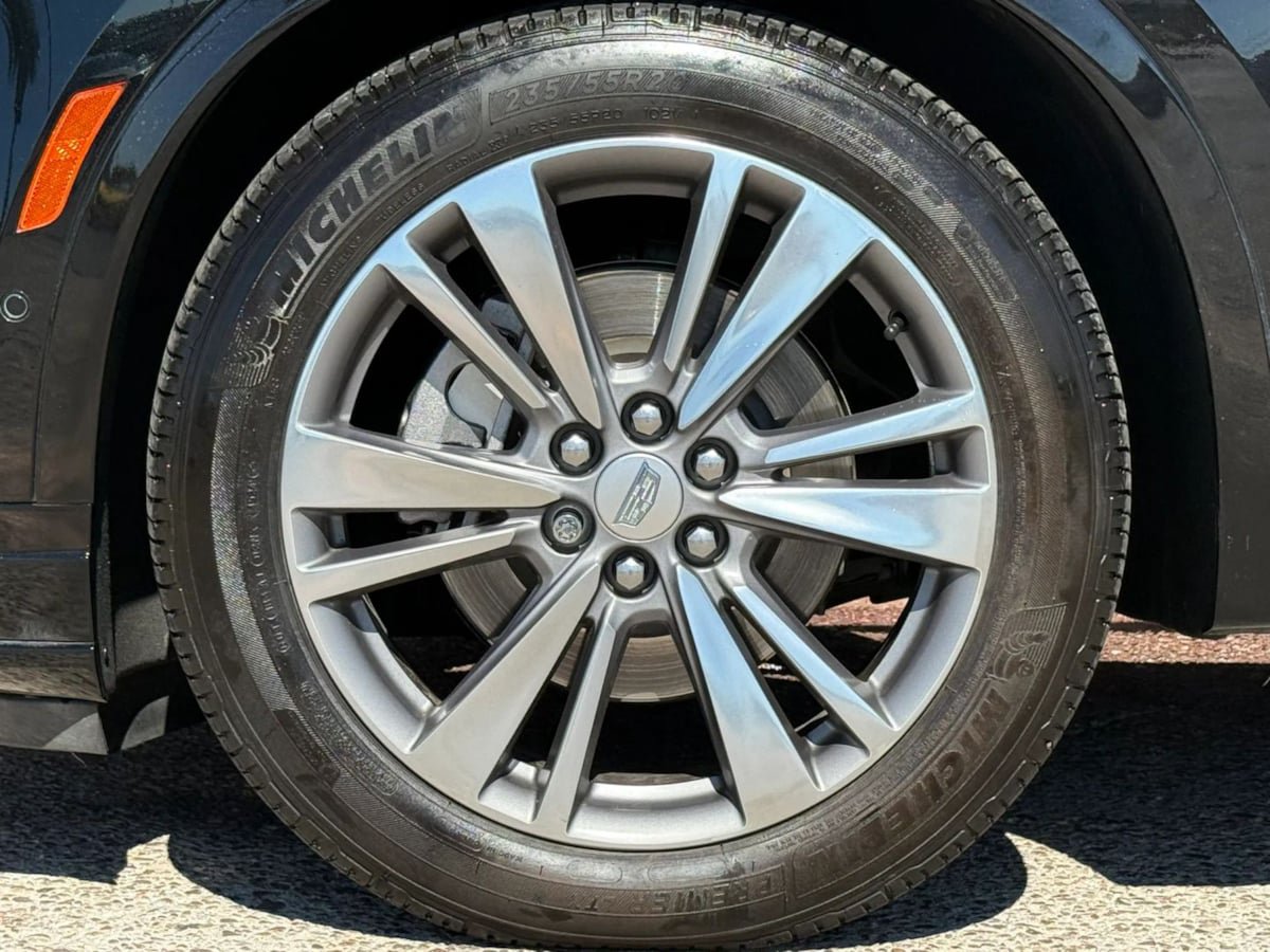 Used 2020 Cadillac XT6 Premium Luxury FWD image 28