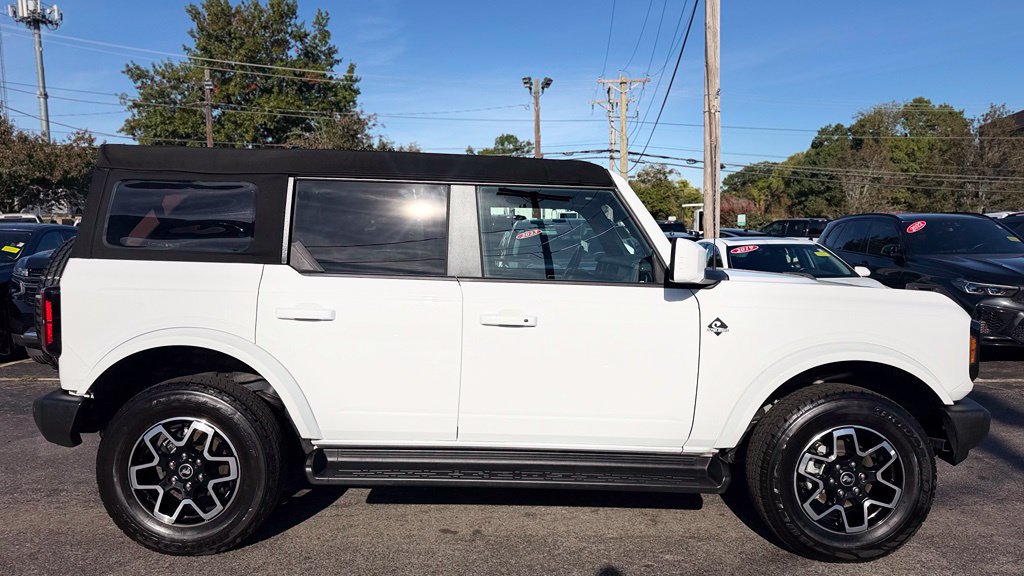 Used 2025 Ford Bronco Outer Banks AWD/4WD image 9