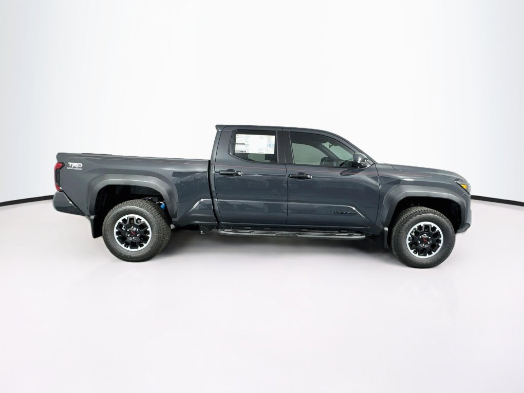 Used 2025 Toyota Tacoma TRD Off-Road AWD/4WD image 11
