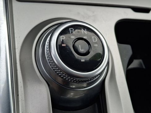 Certified 2022 Ford Explorer Limited w/ Limited Technology Package image 15