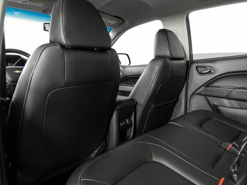 Used 2018 Chevrolet Colorado ZR2 w/ ZR2 Midnight Special Edition image 19