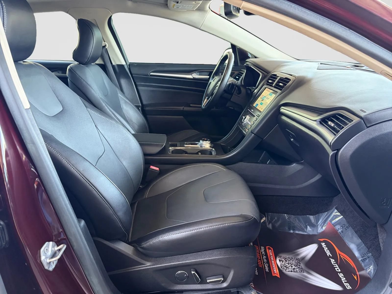 Used 2017 Ford Fusion Titanium FWD image 20
