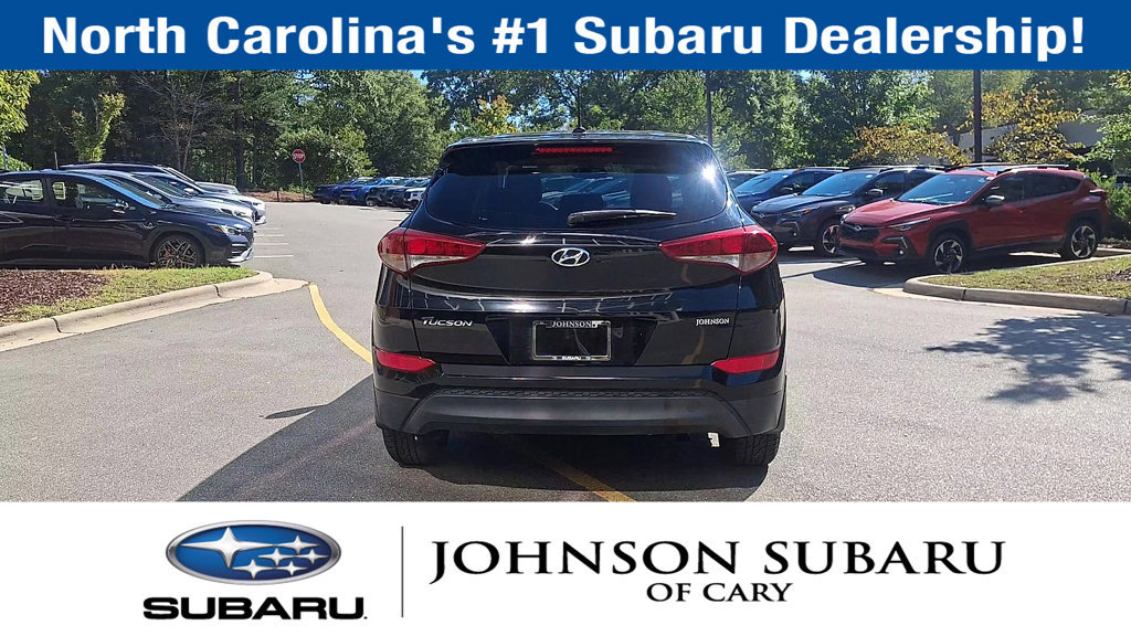 Used 2017 Hyundai Tucson SE w/ Cargo Package FWD image 3