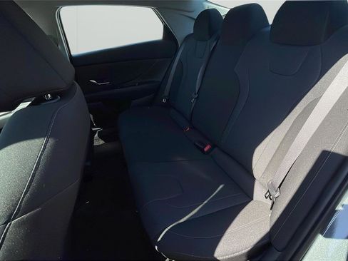 New 2026 Hyundai Elantra SE FWD image 11