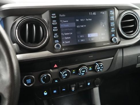 Used 2020 Toyota Tacoma TRD Off-Road w/ Technology Package AWD/4WD image 25