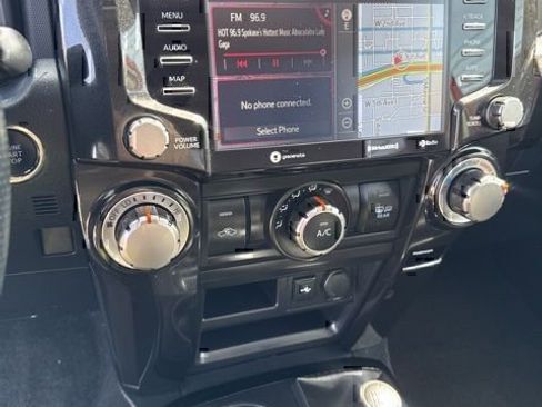 Certified 2020 Toyota 4Runner TRD Off-Road Premium w/ Moonroof Package AWD/4WD image 24