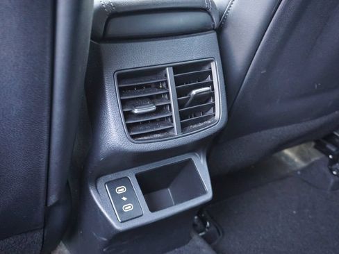 Used 2024 Kia Seltos S AWD/4WD image 22