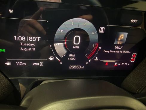 Used 2025 GMC Yukon Denali AWD/4WD image 17