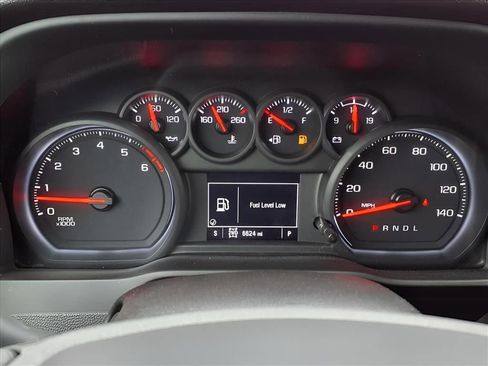 Used 2024 Chevrolet Silverado 2500 Custom w/ Custom Value Package image 14