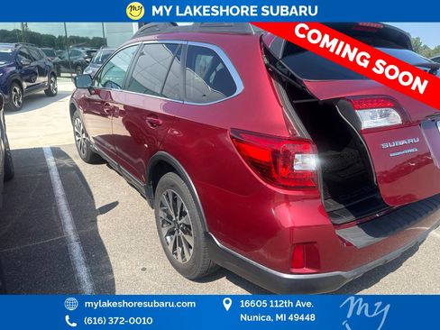 Used 2017 Subaru Outback 2.5i Limited AWD/4WD image 9