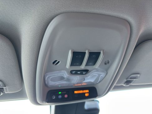 Used 2024 Buick Encore GX Sport Touring w/ Experience Buick Package image 35