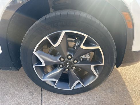 Used 2022 Chevrolet Blazer RS w/ Enhanced Convenience Package image 5