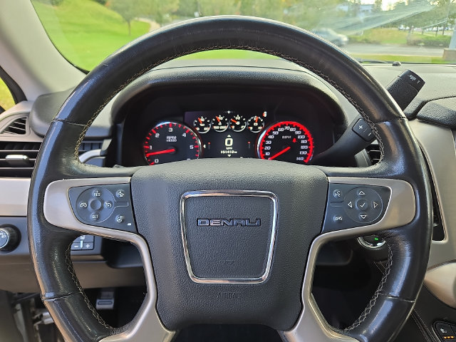Used 2016 GMC Yukon XL Denali w/ Open Road Package AWD/4WD image 4