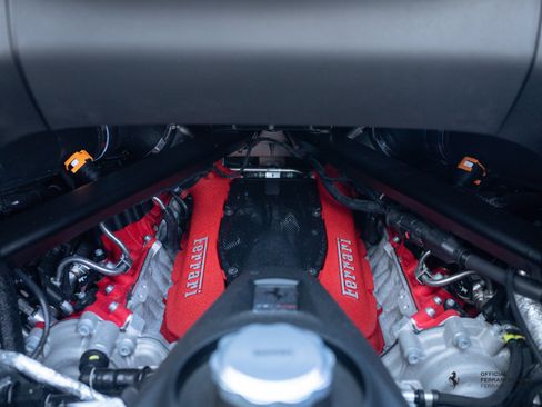 Certified 2024 Ferrari SF90 Spider AWD/4WD image 10