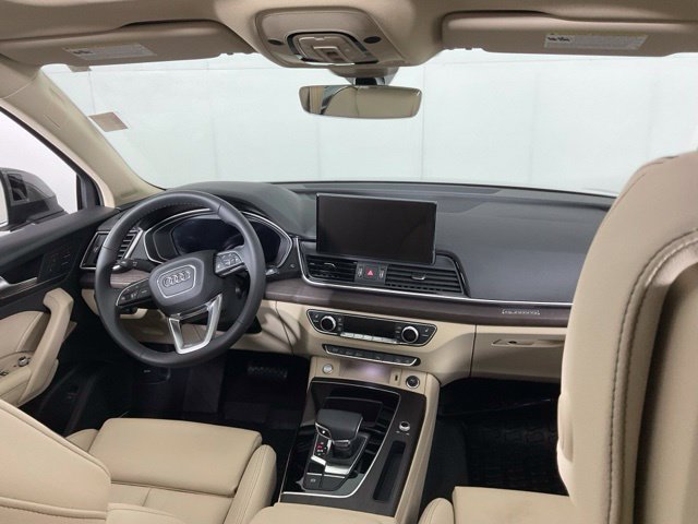 Used 2025 Audi Q5 2.0T Premium Plus AWD/4WD image 14