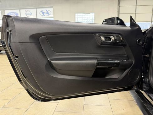 Used 2020 Ford Mustang GT RWD image 37
