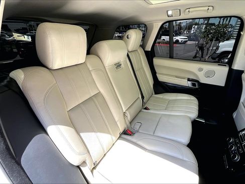 Used 2016 Land Rover Range Rover Supercharged AWD/4WD image 27