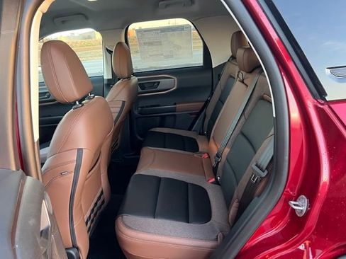 New 2025 Ford Bronco Sport Outer Banks w/ Outer Banks Tech Package+ image 11