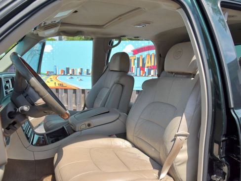 Used 2002 Cadillac Escalade AWD image 19