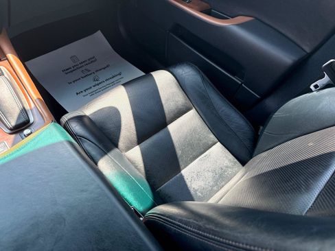 Used 2013 Lexus LS 460 AWD w/ Comfort Pkg image 30
