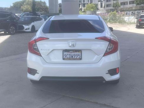 Used 2016 Honda Civic EX image 6