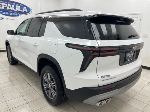 New 2026 Chevrolet Traverse LT image 19